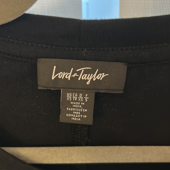 Women’s Dress - Picture 2 of 4